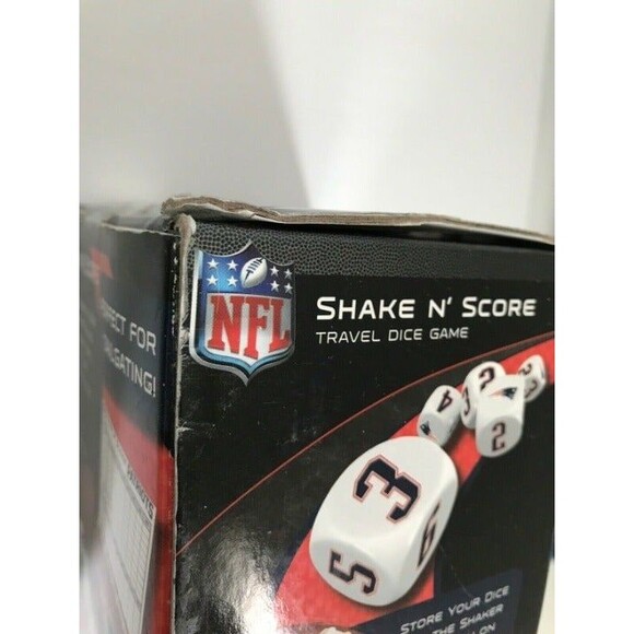 NFL New England Patriots Shake N Score Travel Dice Game NEW - Picture 5 of 8